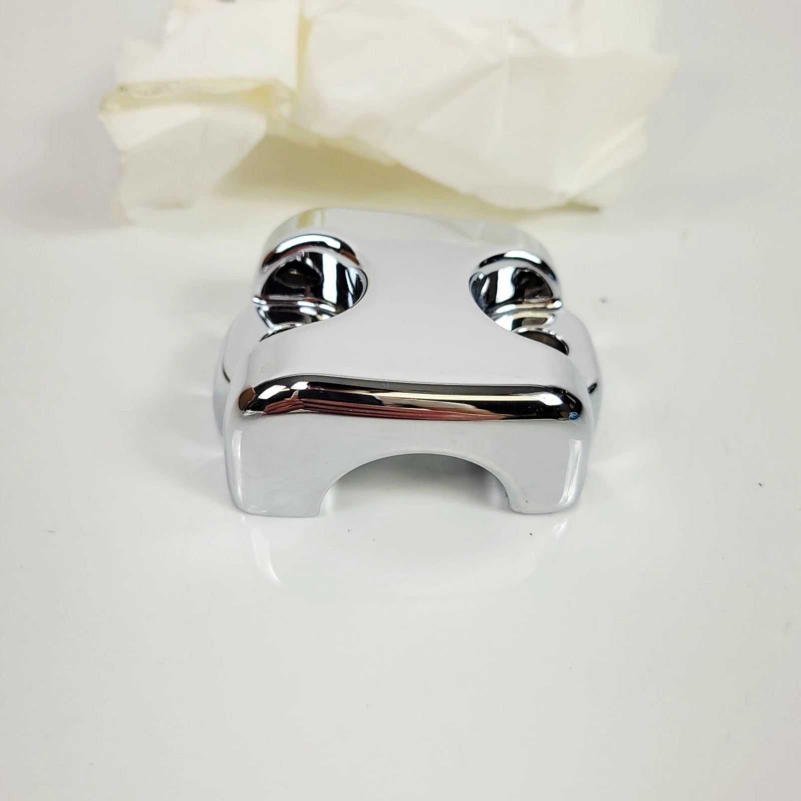 Genuine Chrome Handlebar Riser Clamp Cap for Harley-Davidson Softail (2007)