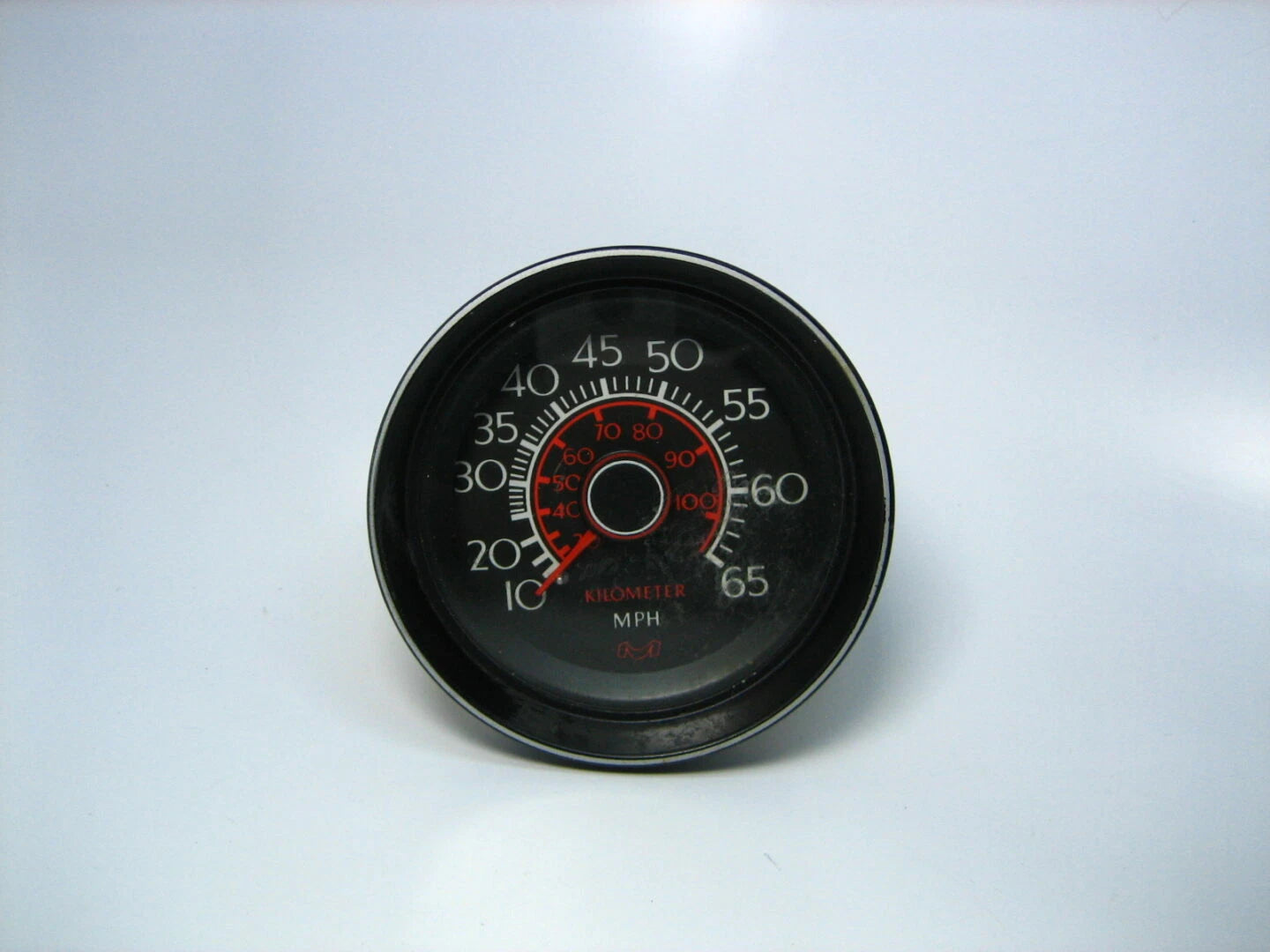 Medallion 3-3/4" Speedometer Gauge for - 0-65 MPH, Bracket, Bulb