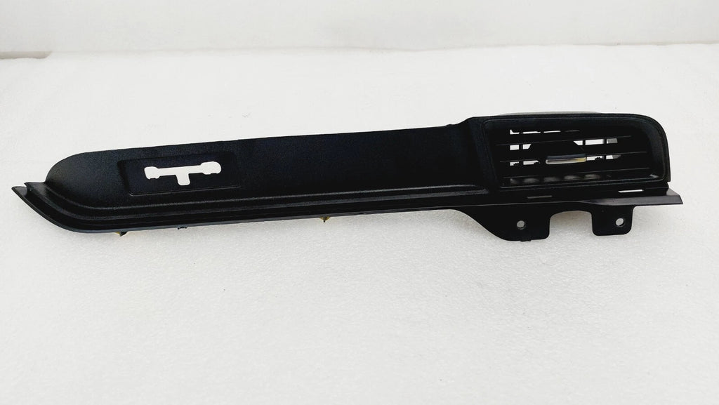 Right Passenger Side Dash Air Vent Trim for Ford Mustang (2015–2022) FR3Z-6304338-AK