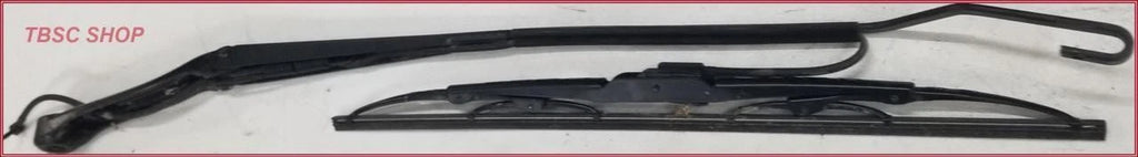 Set of 2 Windshield Wiper Arms for Jaguar XJ8 VDP (2004–2009)