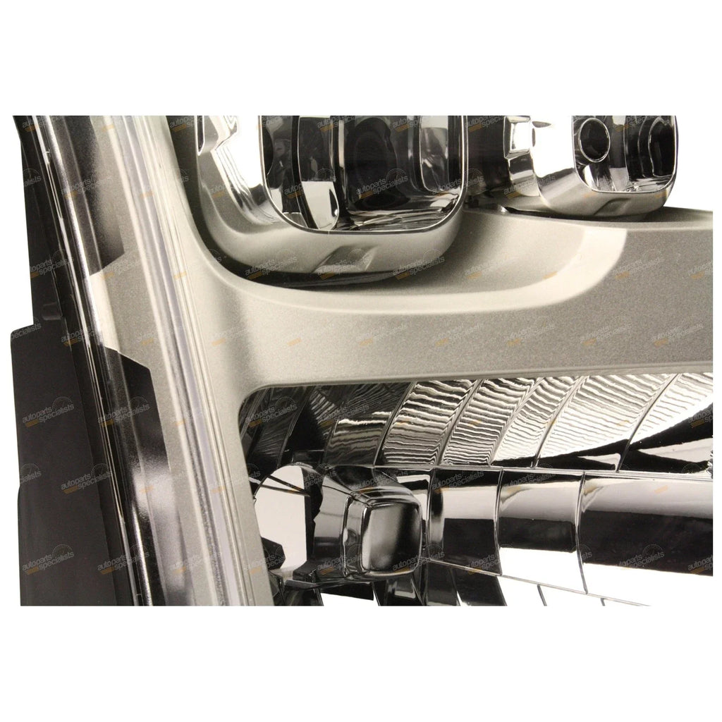 Headlights Left+Right Pair Ford Transit Van VM (2006-2006)