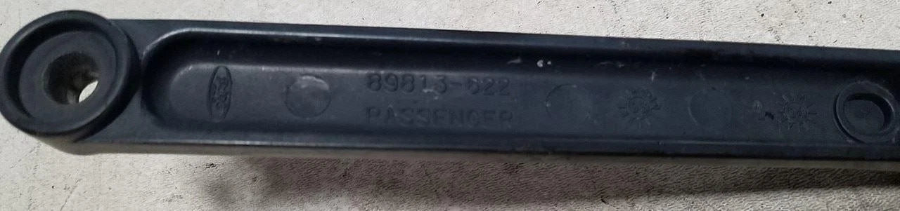 Wiper Arm Set for Lincoln LS (2003–2006)