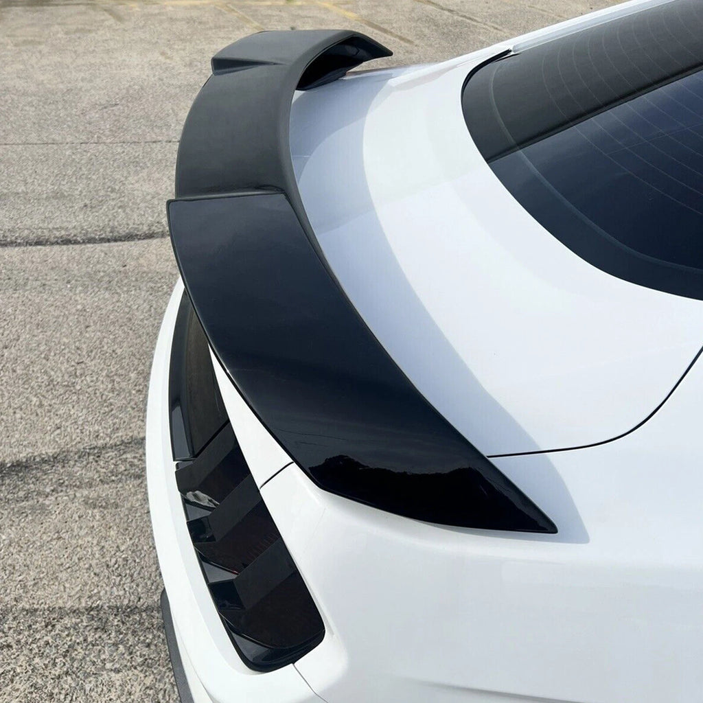 Glossy Black Rear Trunk Spoiler Wing for Ford Mustang S550 (2015–2022)