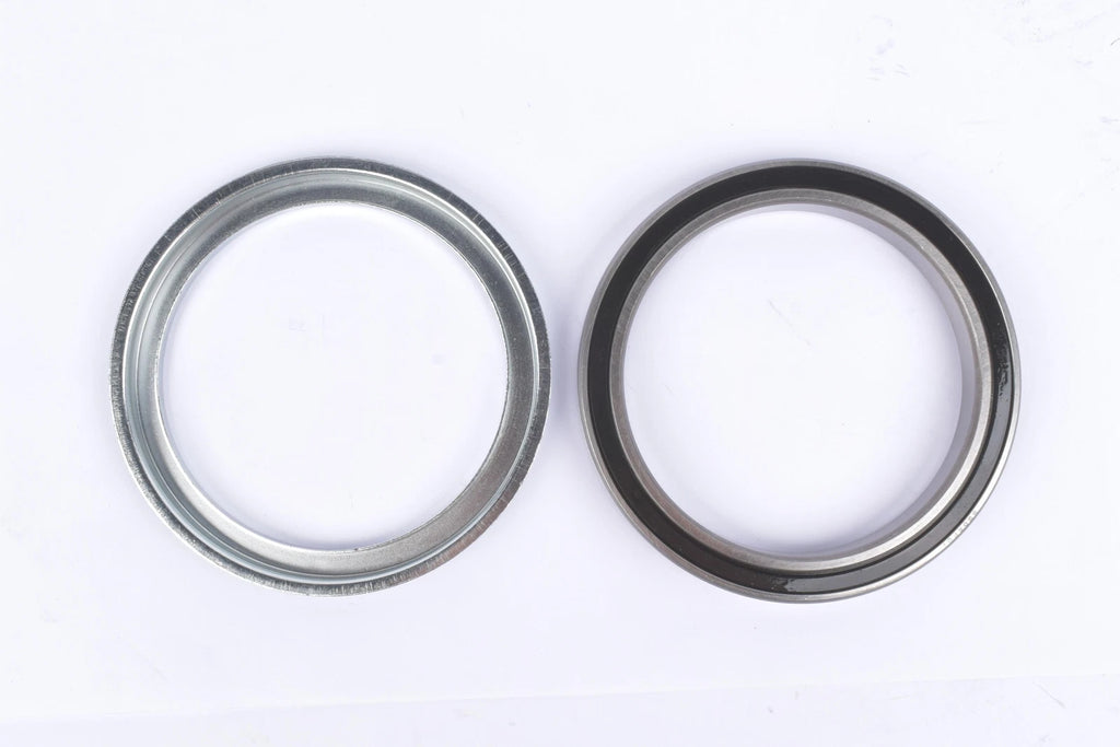 2X Rear Bearing & Deflector for Toyota Sienna RAV4 (2011–2018)