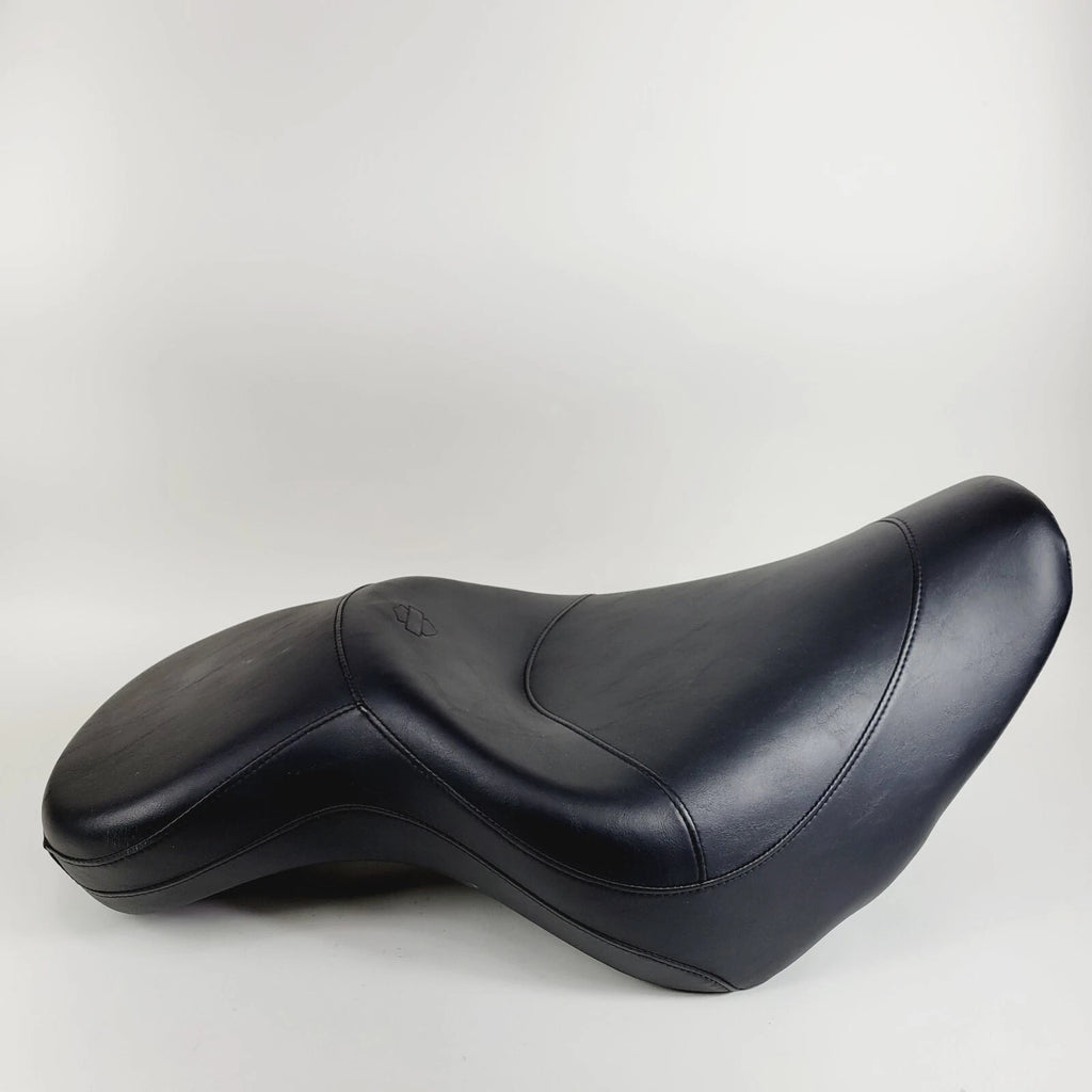 Sundowner Smooth Bucket Seat for Harley Davidson Softail (2007–2017)