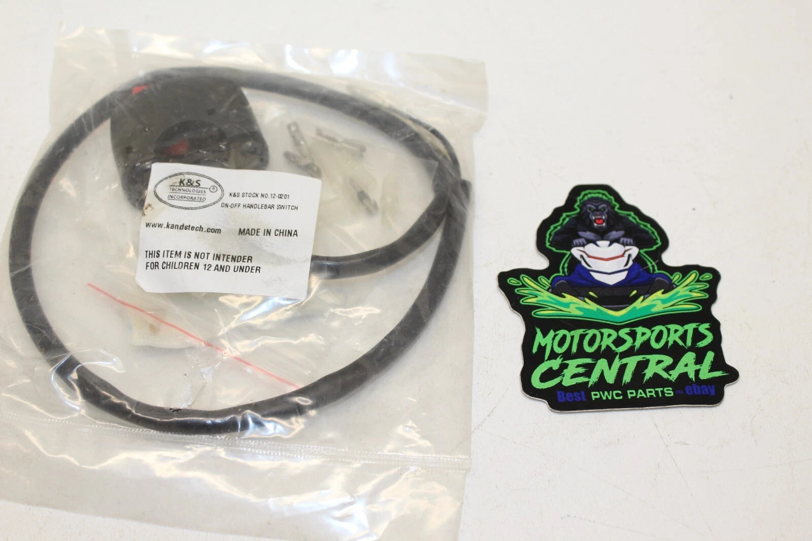 Universal Handlebar On Off Switch for Motorcycle Cafe Racer Jet Ski (7/8") 12-0201