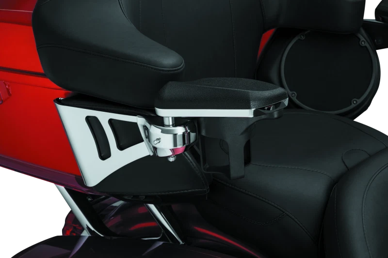 Kuryakyn Passenger Armrests for Harley Davidson Touring & Tri Glide (2014–2016)