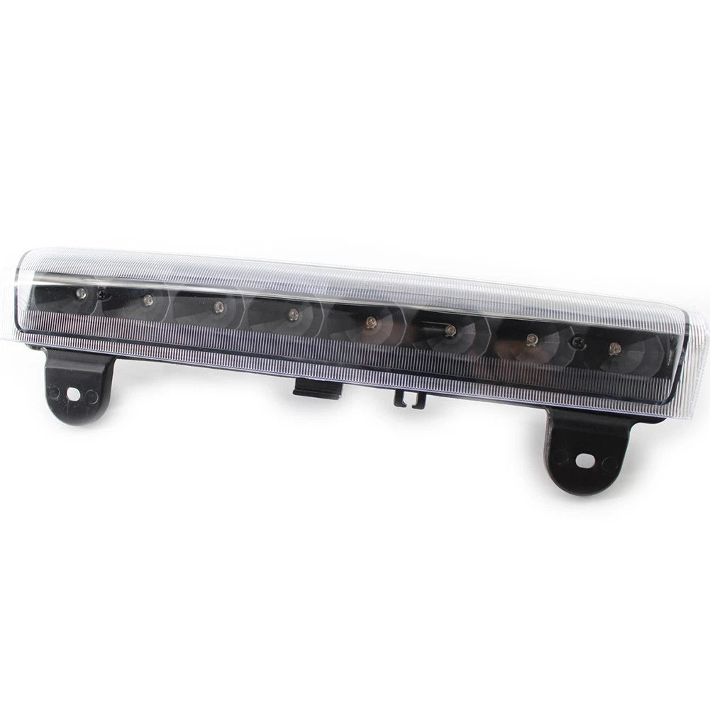 Rear Roof 3rd Brake Light Stop Lamp for Chevy Suburban, GMC Yukon (2000–2006)