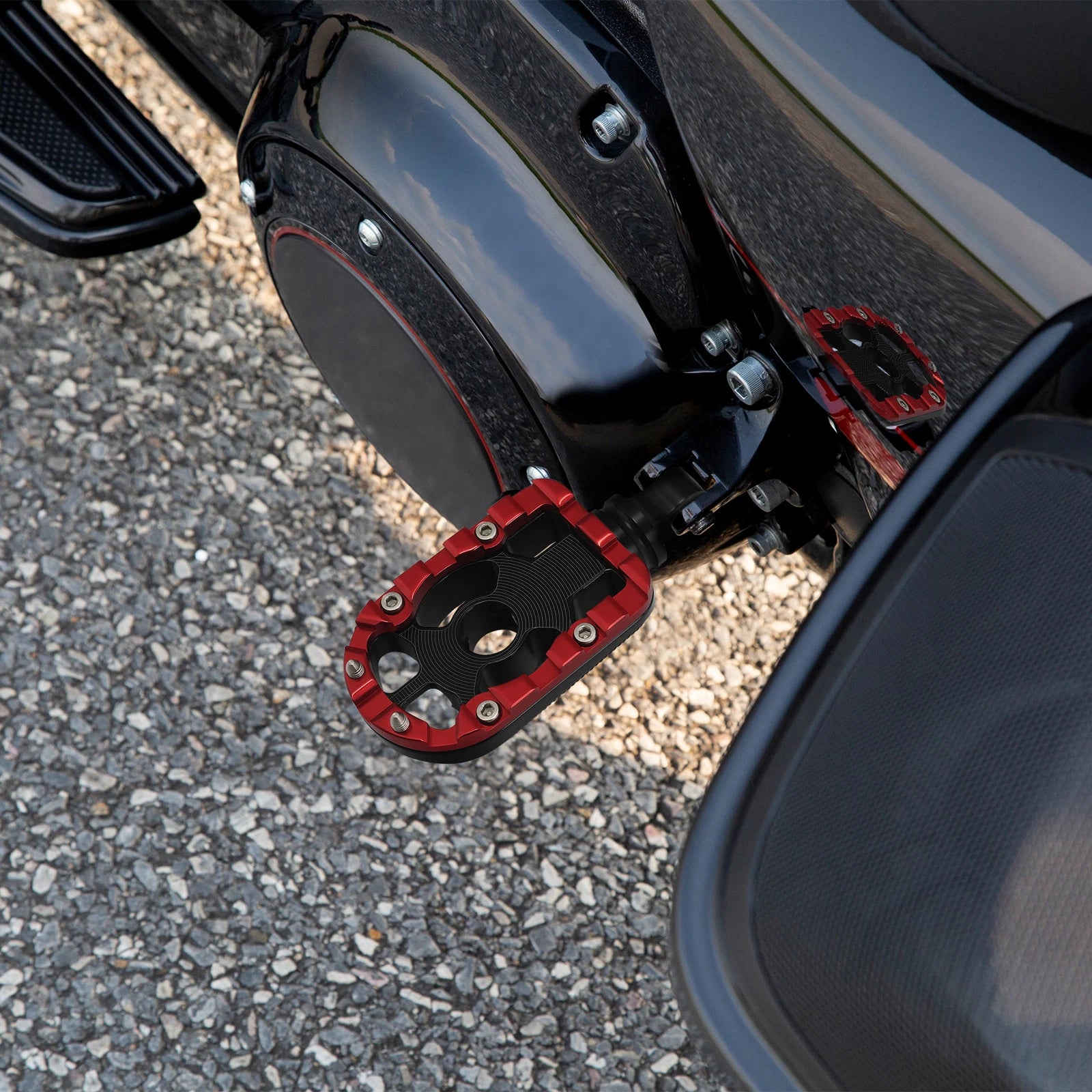 10mm Passenger Foot Pegs for Harley Touring Street Road Glide