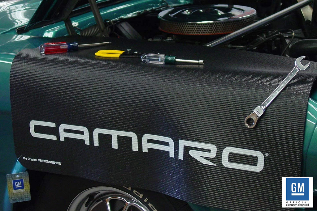 Fender Gripper Protective Cover with Logo for Chevrolet Camaro (2010–2015)