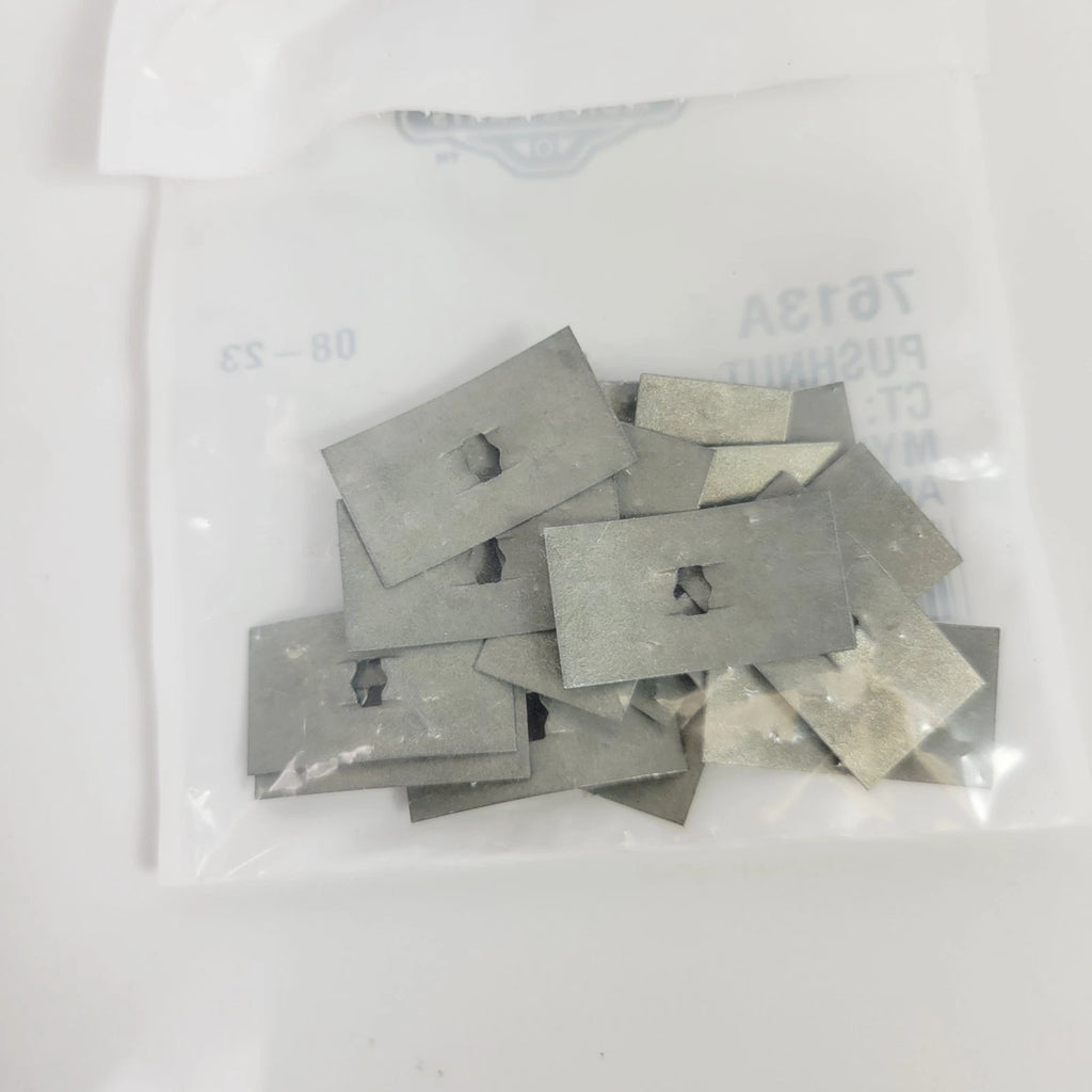 Pack of 19 Pushnut 7613A for Harley-Davidson