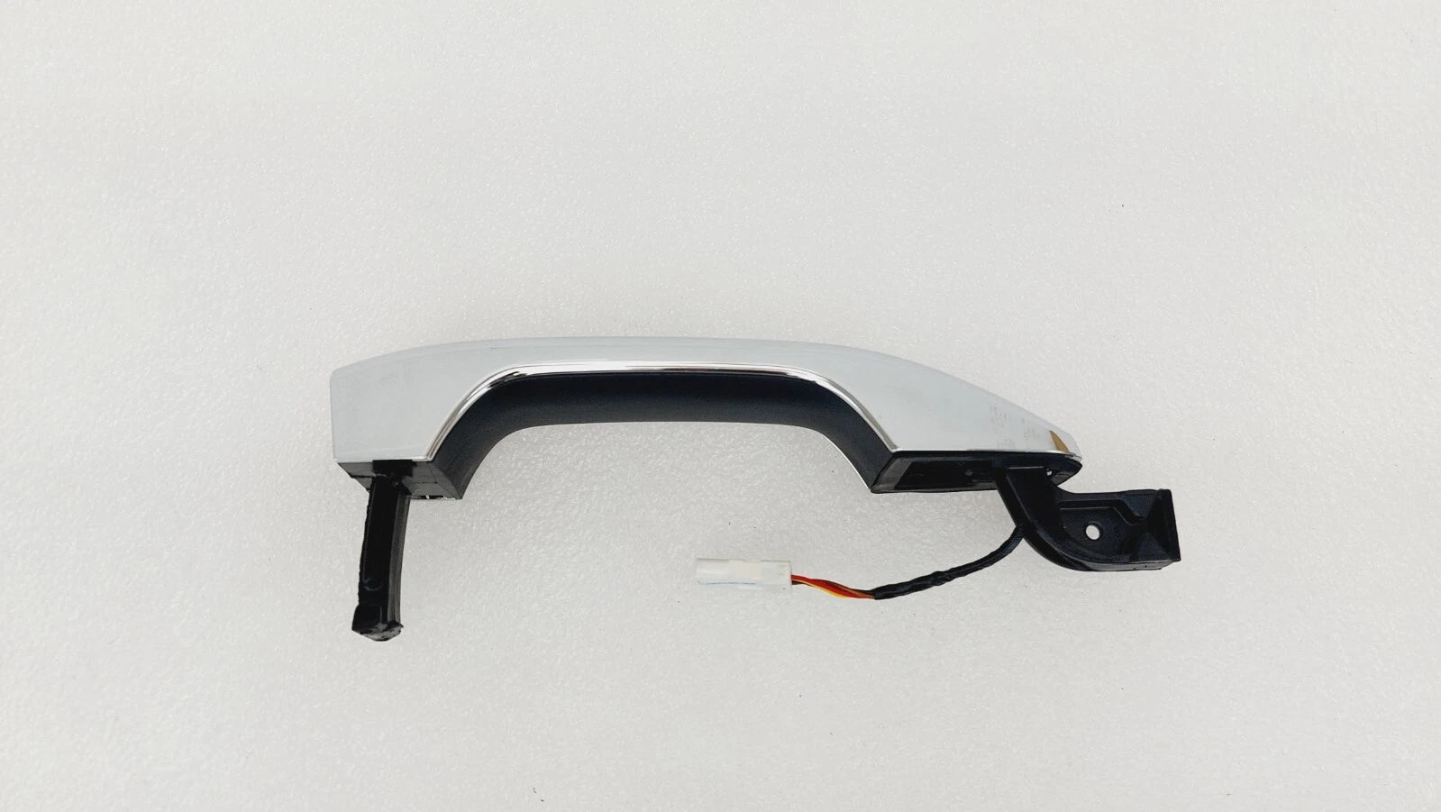 Chrome Front Door Handle for GMC Sierra (2019–2024) 84807766
