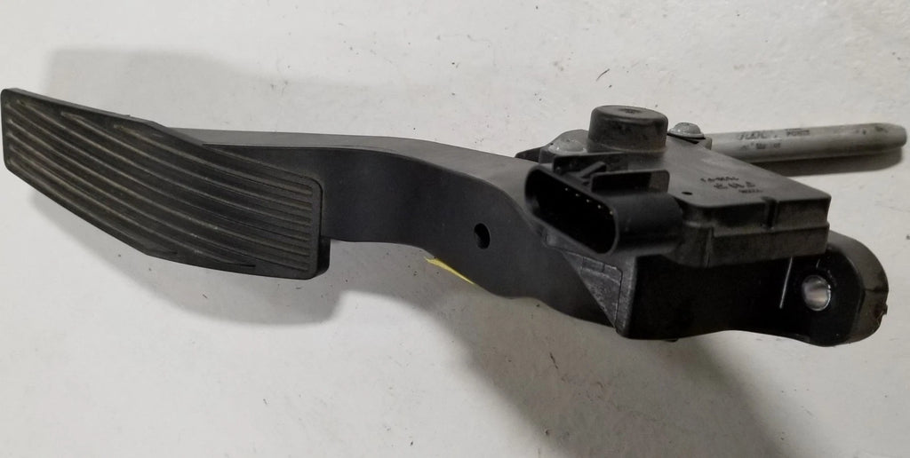 Accelerator Gas Pedal for Saturn Aura (2007–2009)