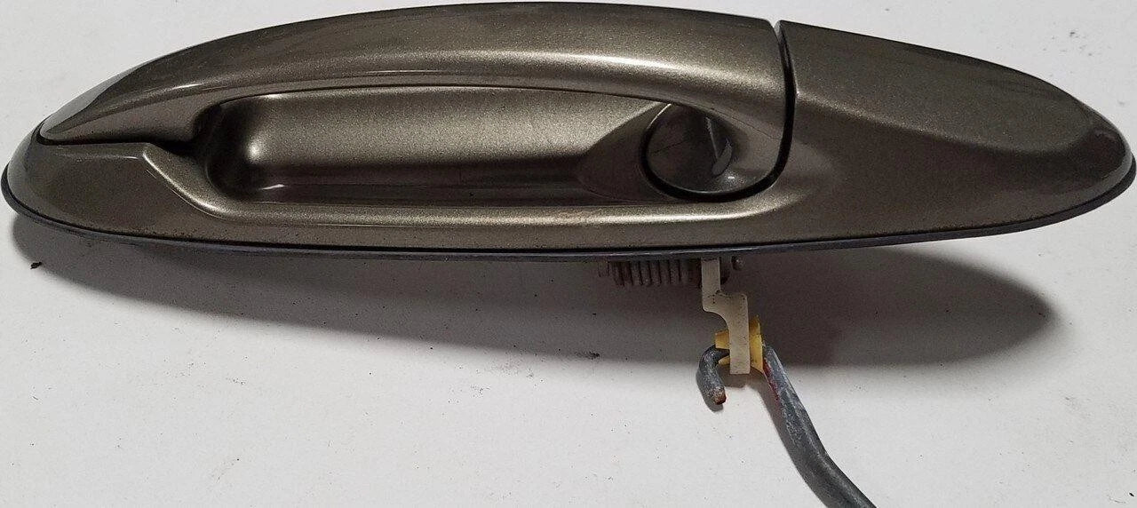 RH Front Exterior Door Handle for Lincoln LS (2000–2006) - Gold