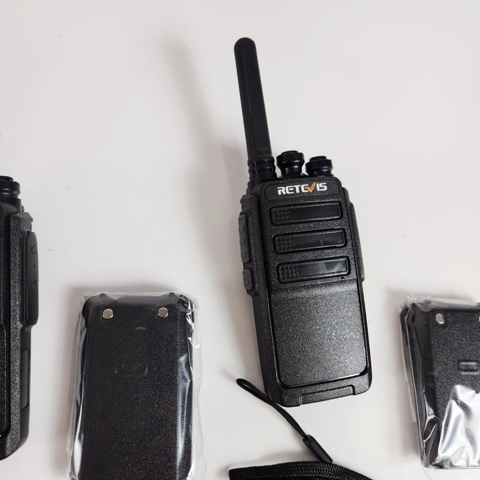 2 Retevis RT28 UHF 2-Way Radios for Walkie Talkie Rechargeable (16CH)