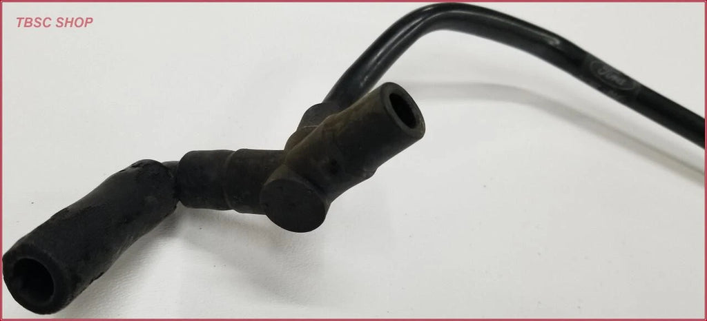 PCV Tube Rubber T Connector for Lincoln Mark VIII (1996) F6LE-6C324-AA