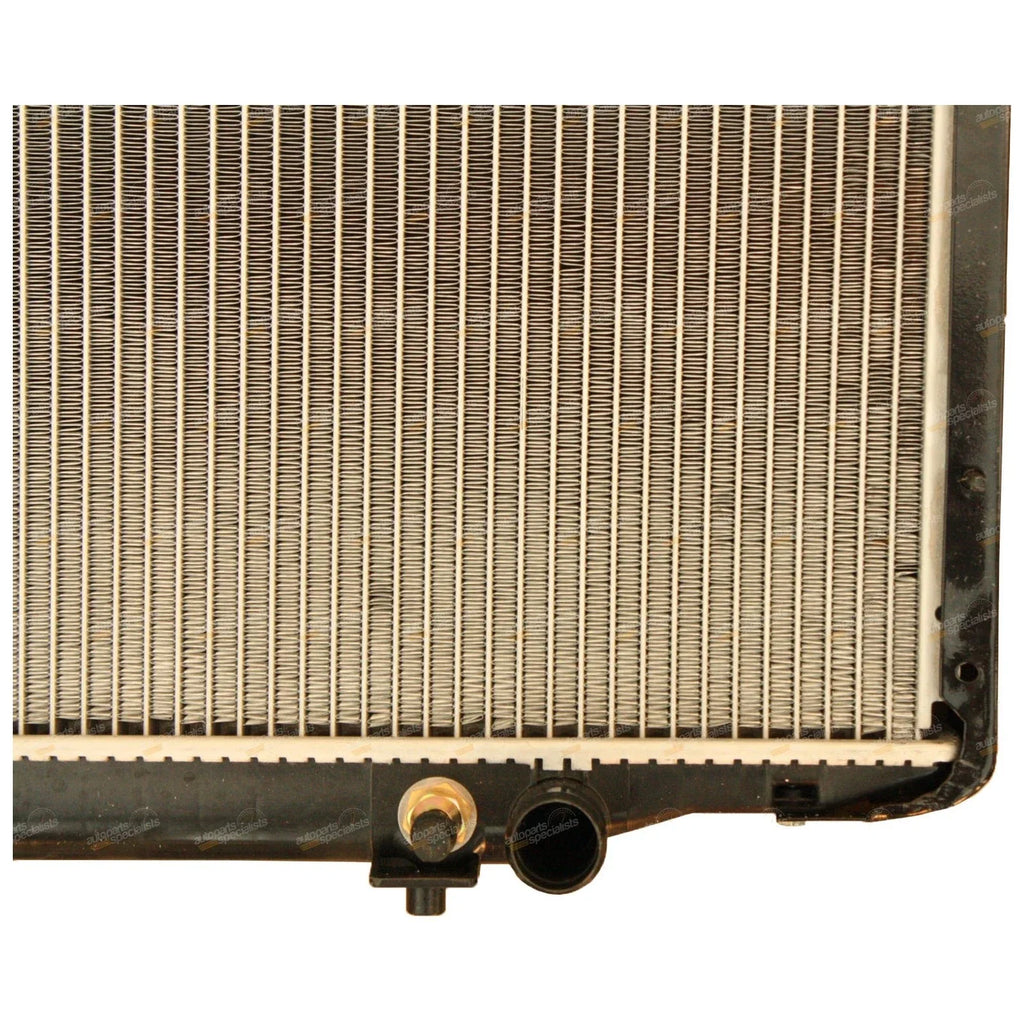 Radiator for Mitsubishi SJ Express L300 L400 Delica Starwagon (1994-2005)
