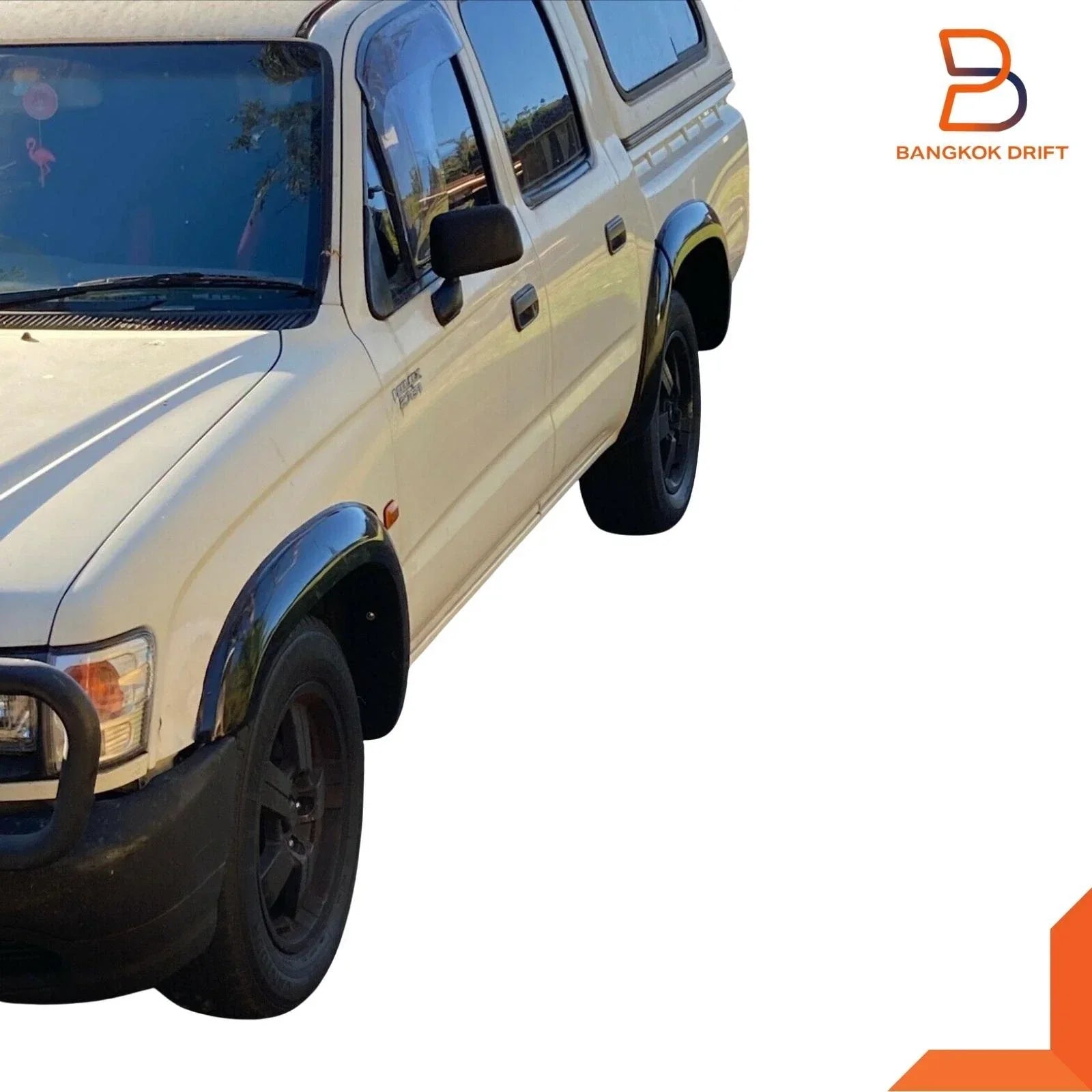 White Rubber Wheel Arch Fender Flares for Toyota Hilux MK4 MK5 (1997-2005)