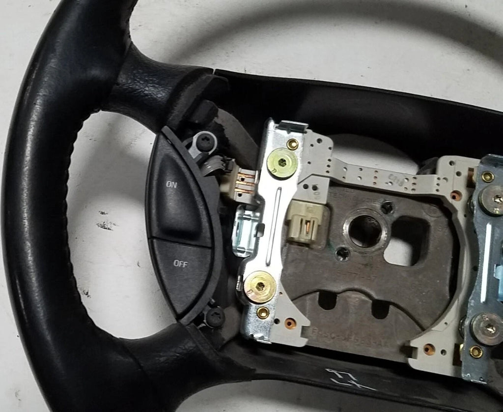 Steering Wheel with Switches for Ford Thunderbird Cougar (1996–1997)