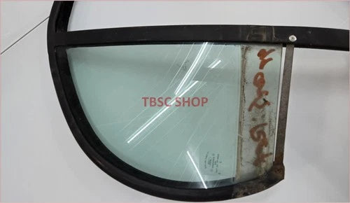 RH Rear Quarter Window Glass for Lincoln Continental (1995–2002)