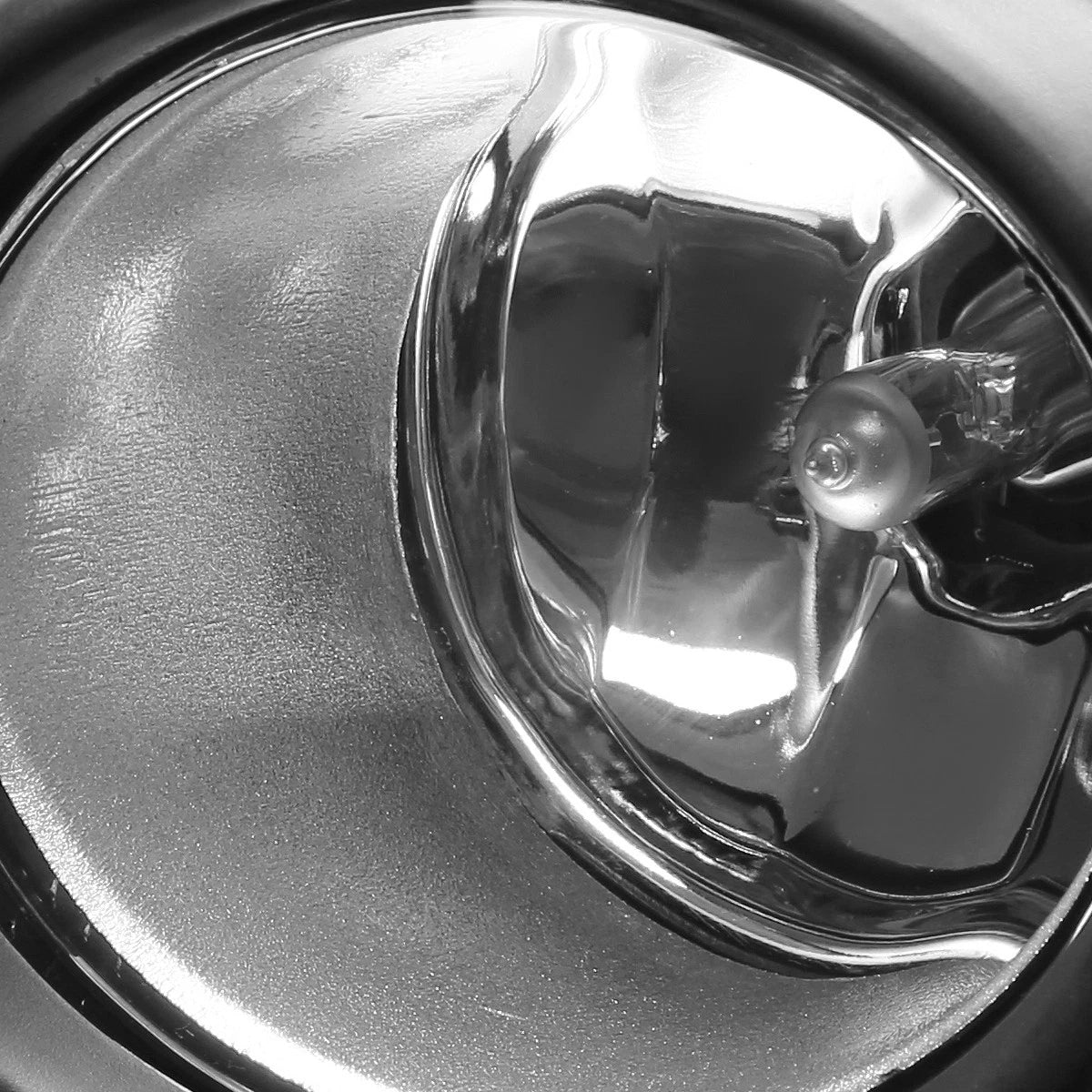 Set of 2 Fog Lights for Toyota Sienna (2011–2017) - Clear Lens, Chrome Bezel