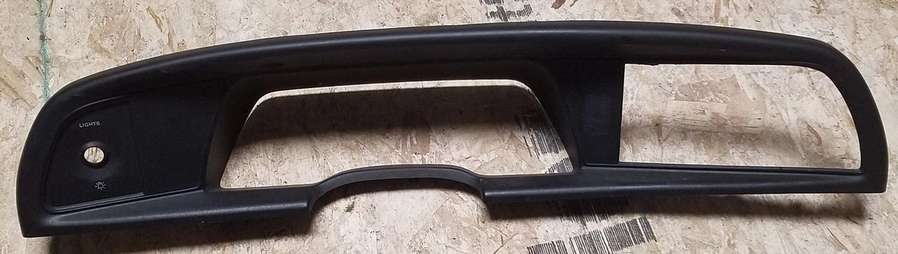 Instrument Cluster Finishing Panel Bezel for Thunderbird (1989–1993)