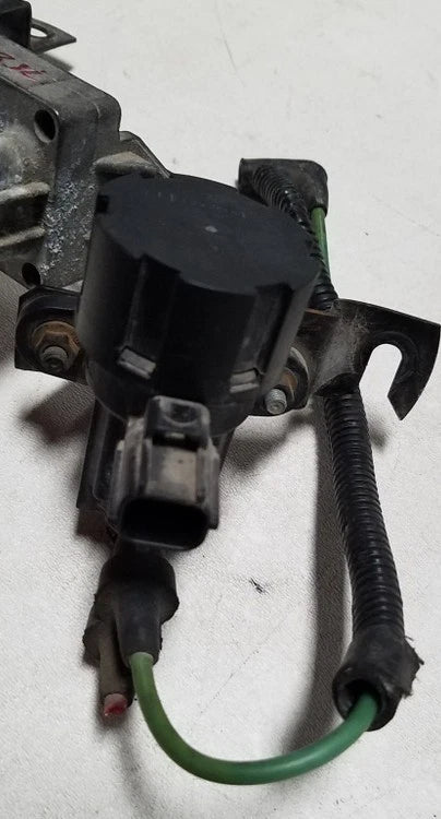 EGR Vacuum Assembly for Ford Thunderbird Cougar (1996–1997)