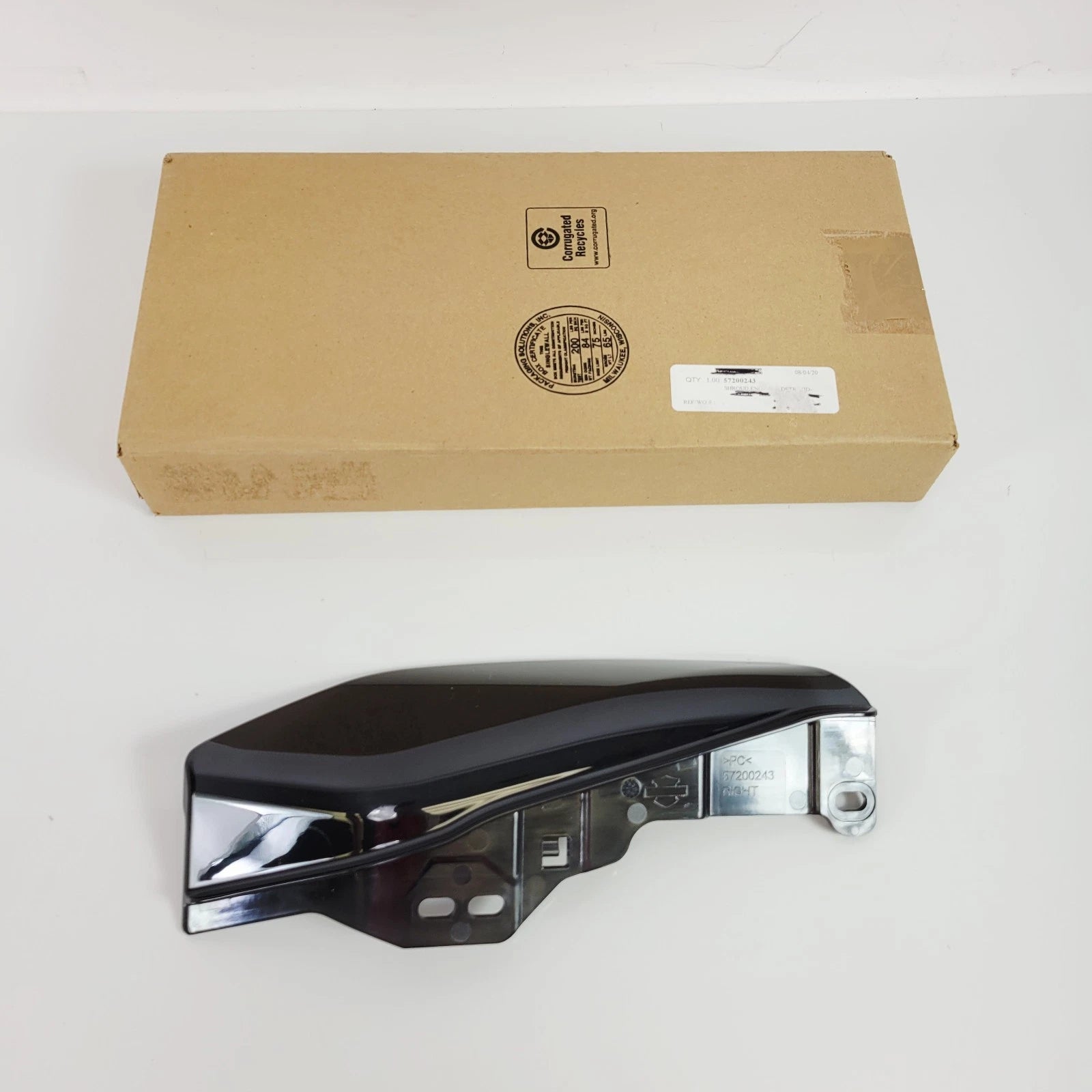 OEM Right Mid Frame Engine Air Deflector Heat Shield for Harley-Davidson (N/A)