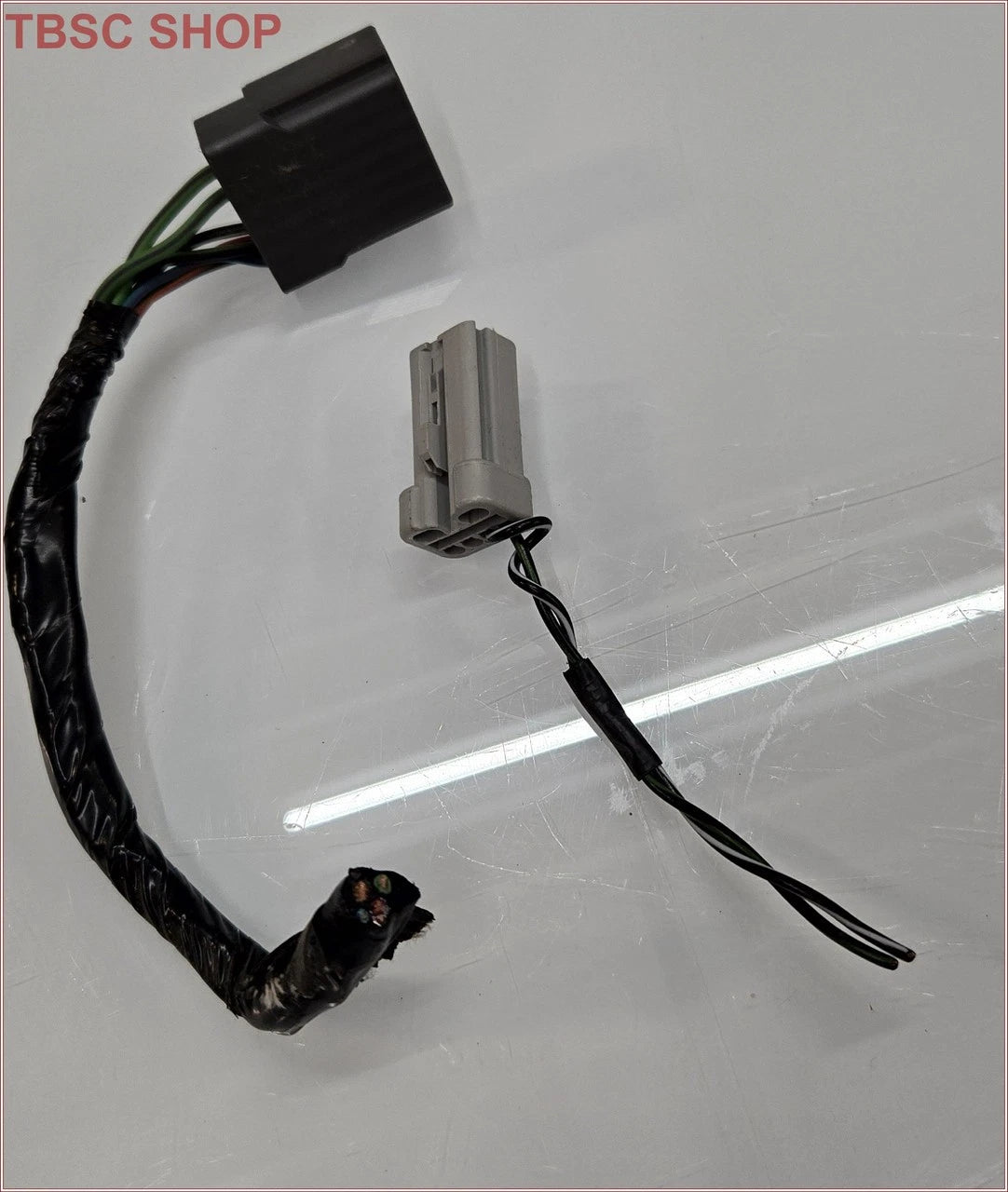 Radio Amp Wire Harness Pigtail for Lincoln Continental (1998–2002)