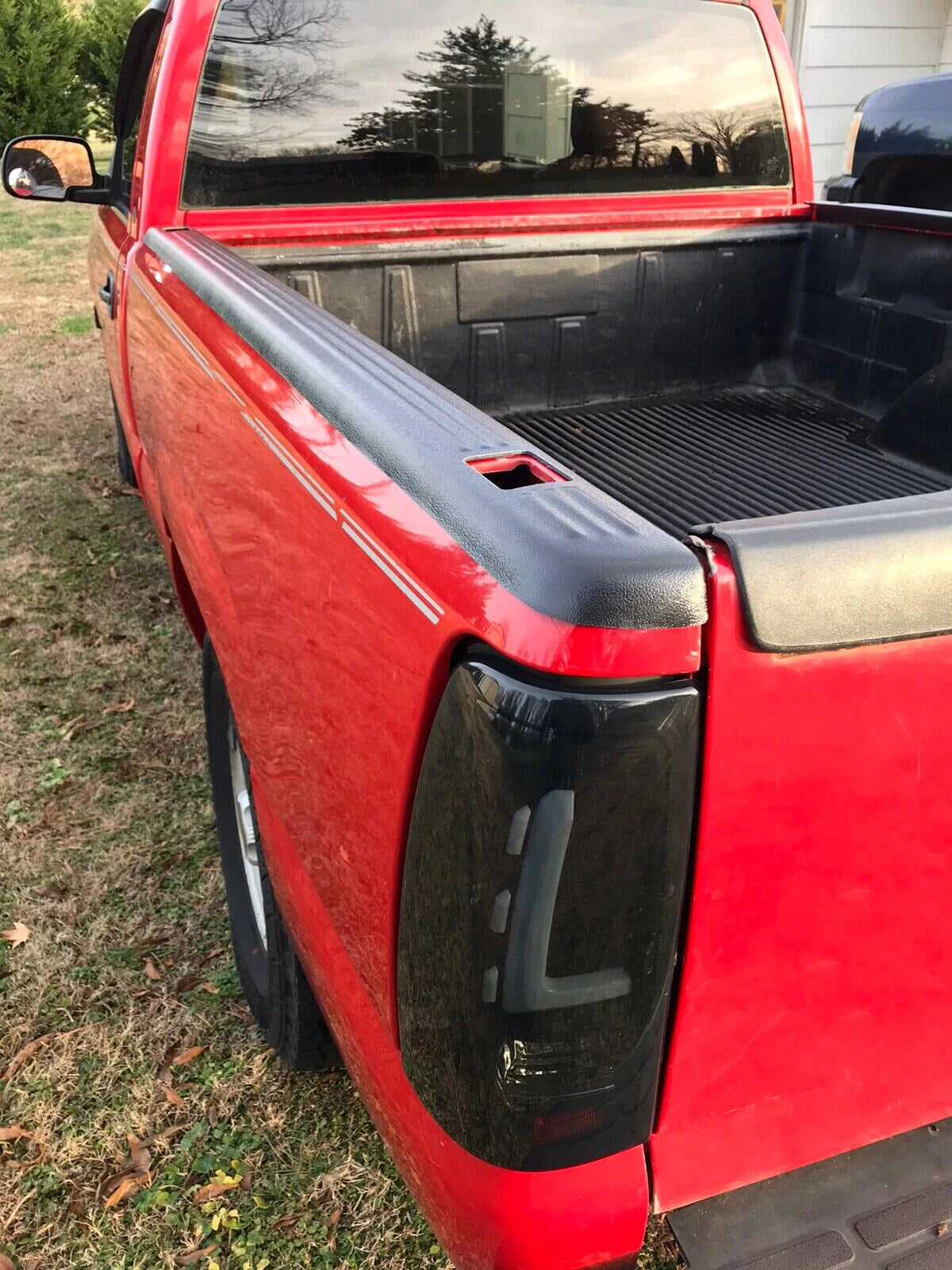 Black Bed Rail Caps for Chevy Silverado/GMC Sierra (1999–2006)
