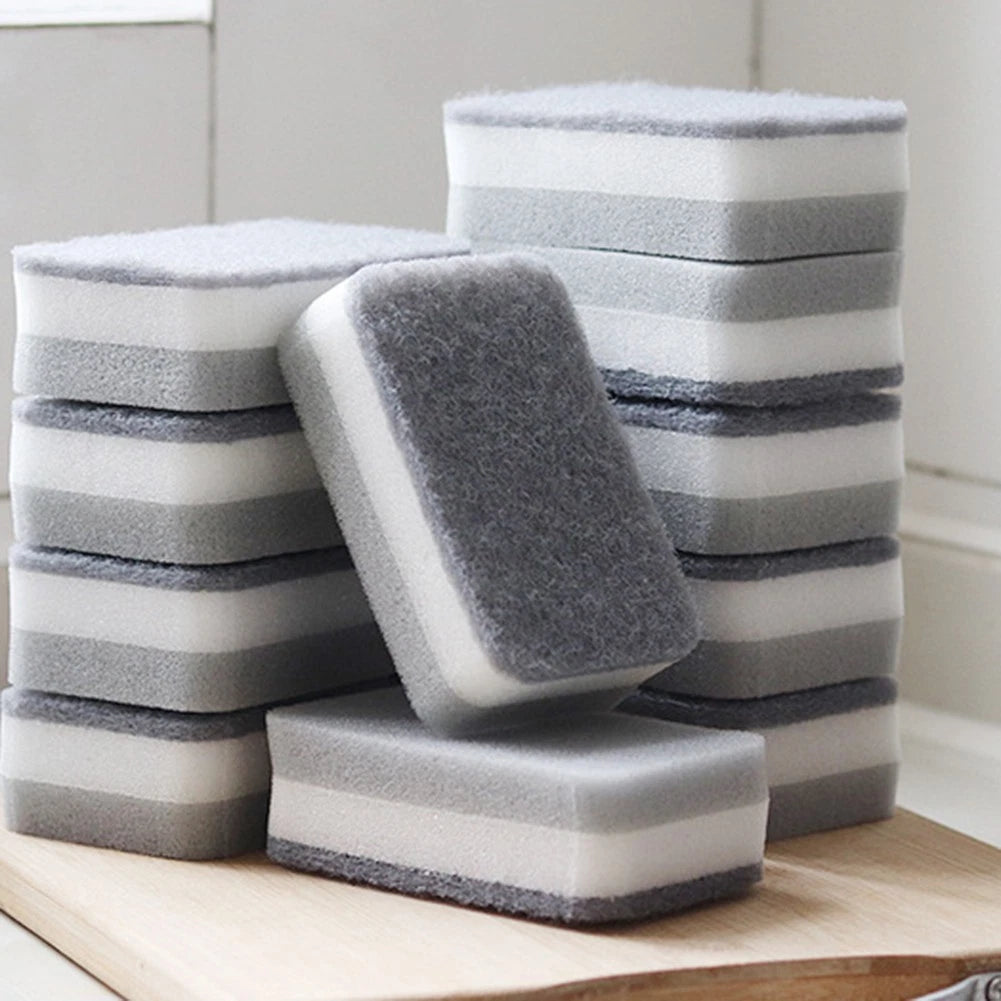 Dishwashing Sponge for Convenient Handling and Effective Cleaning Tool