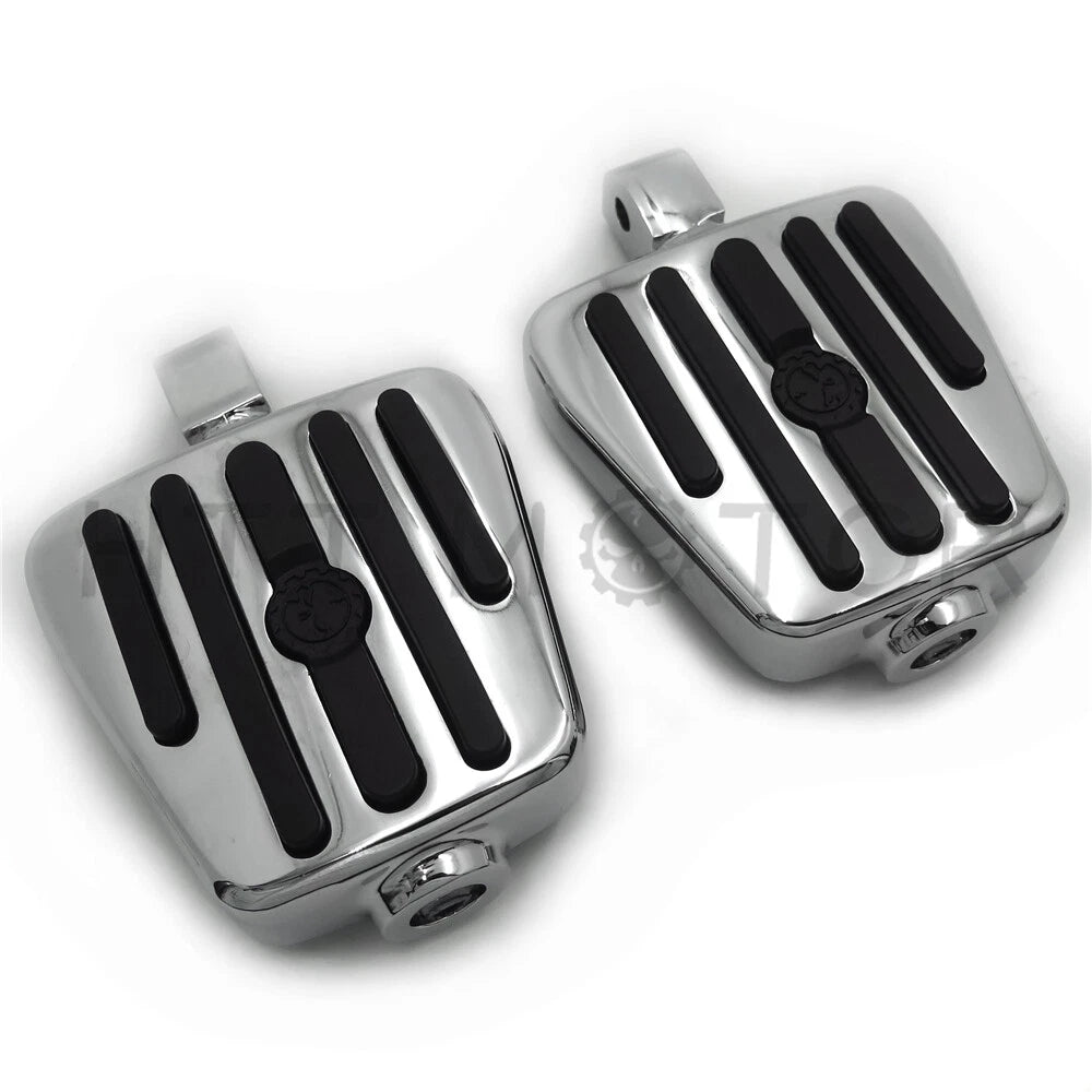 Rear Skull Footpegs for Yamaha Raider VMAX (2008–2017)