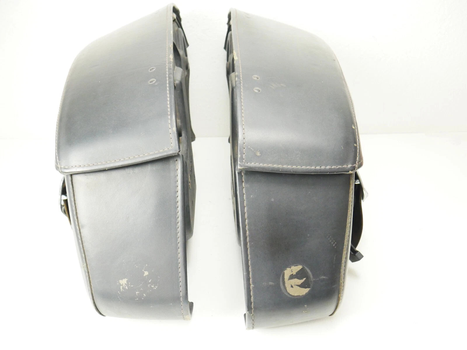 Set of 2 Black Leather Saddlebags for Harley Davidson Touring Road King (1997–2008)