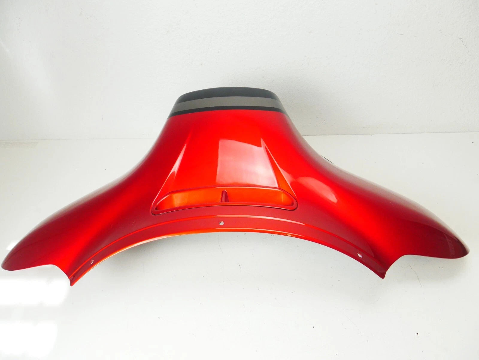Front Outer Bat Wing Fairing for Harley-Davidson CVO Ultra Limited (2014–2022)