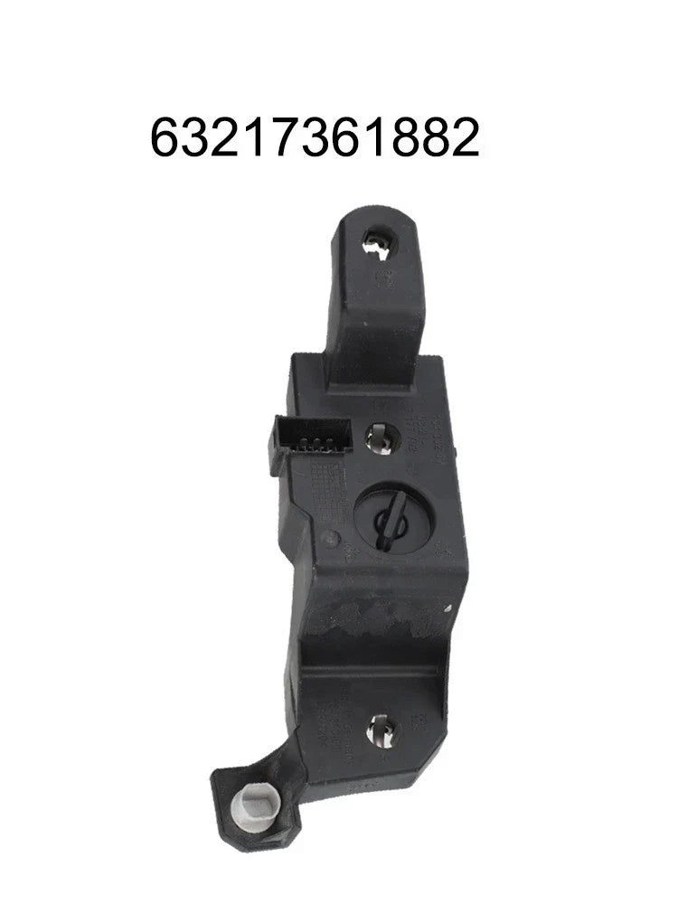 Rear Right Light Socket Panel for BMW E60 (2003���2010)