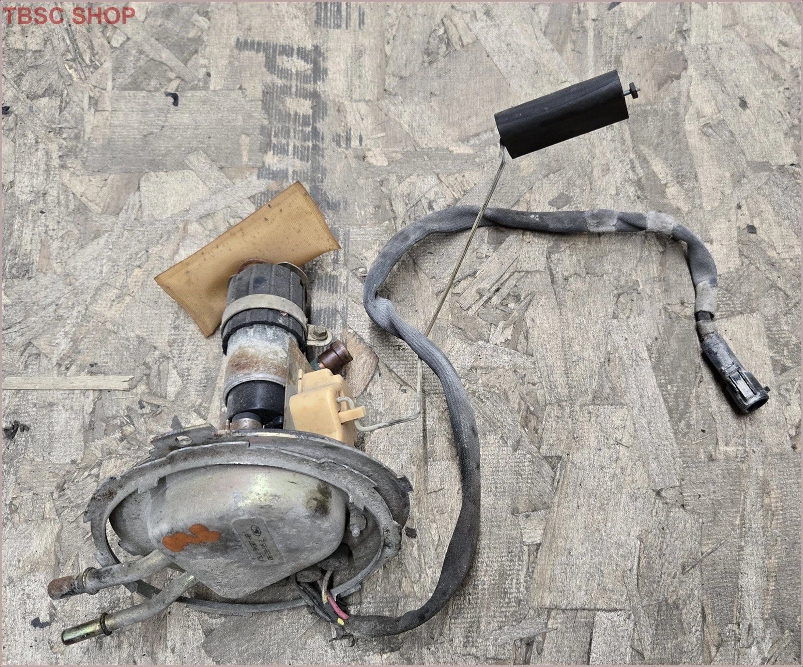 Fuel Pump Assembly for Lincoln Mark VIII (1993–1996) F5LU-9H307-AA