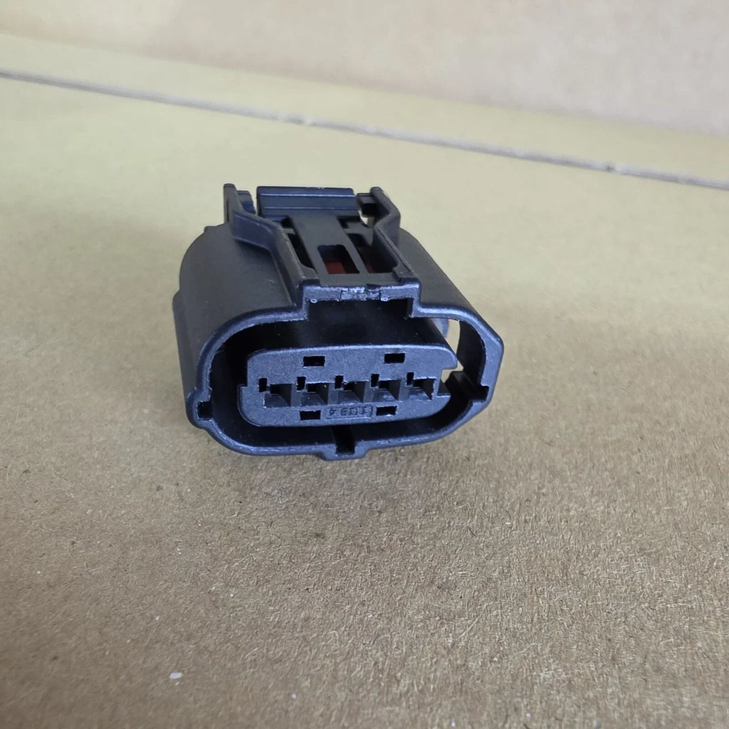 5 Pins Air Flow Meter AFM Sensor Connector Plug for Toyota Hiace (2002–2019)