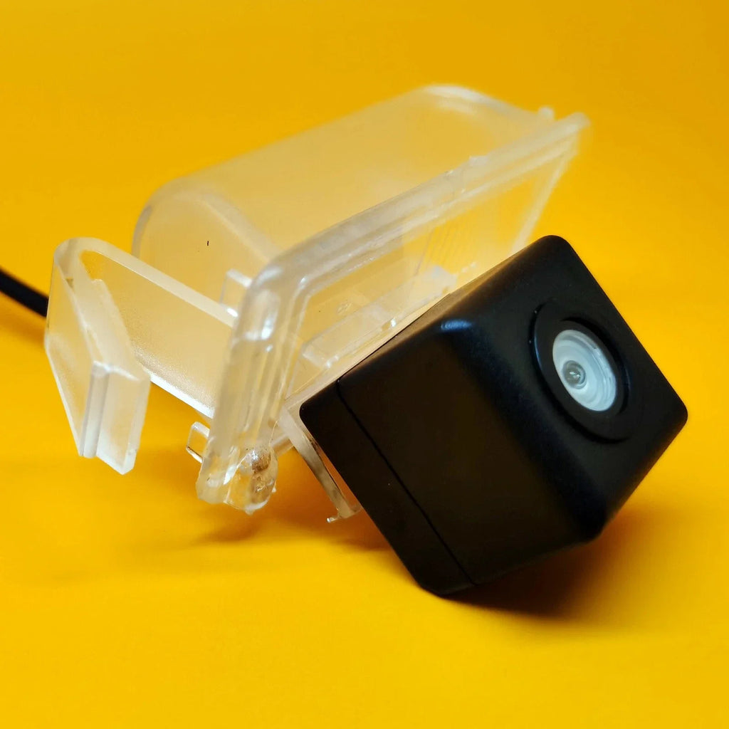 Car Reverse Rear View Backup Camera for Chevrolet Camaro (2010–2013)