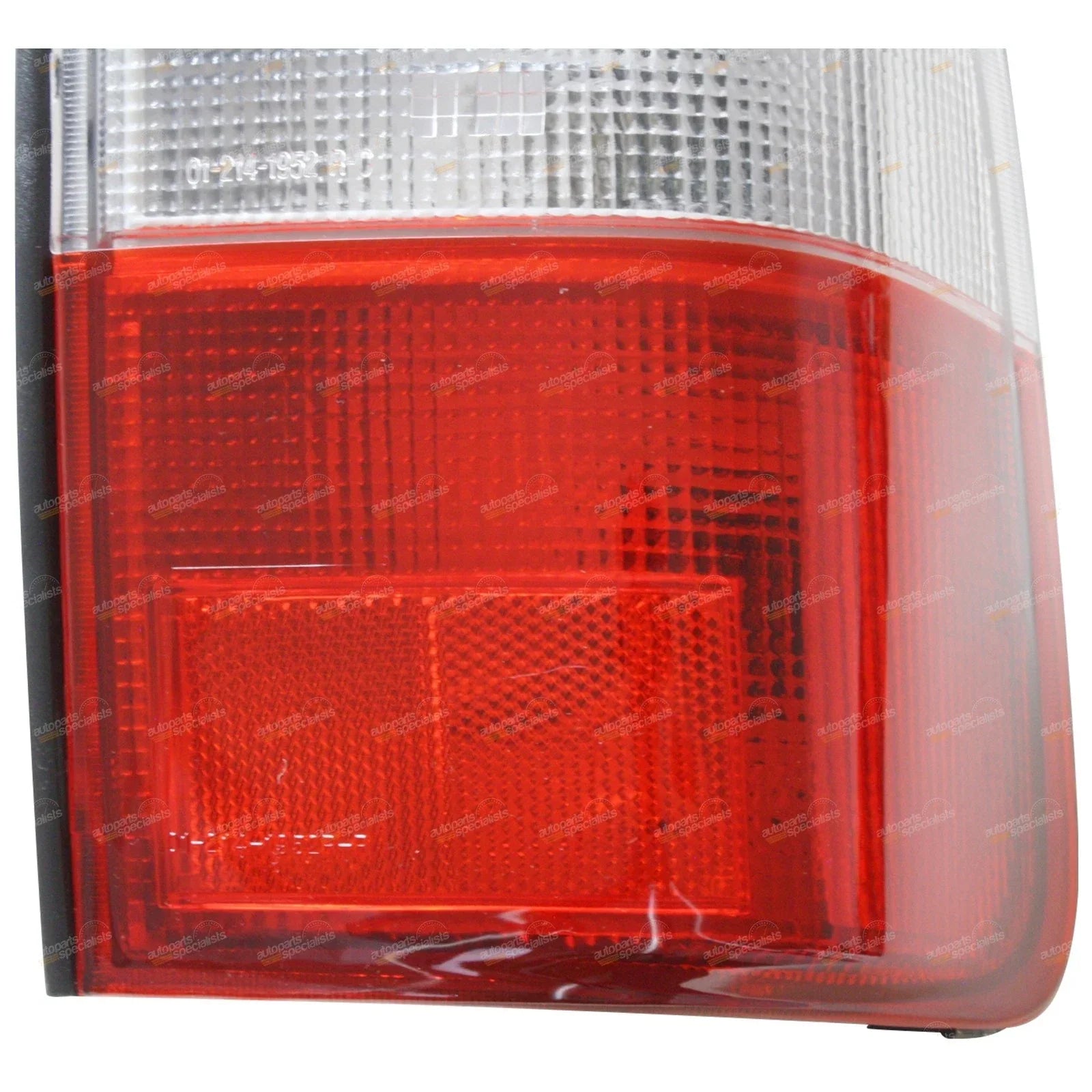 RH Tail Light for Mitsubishi Triton MK (2001 - 2006)