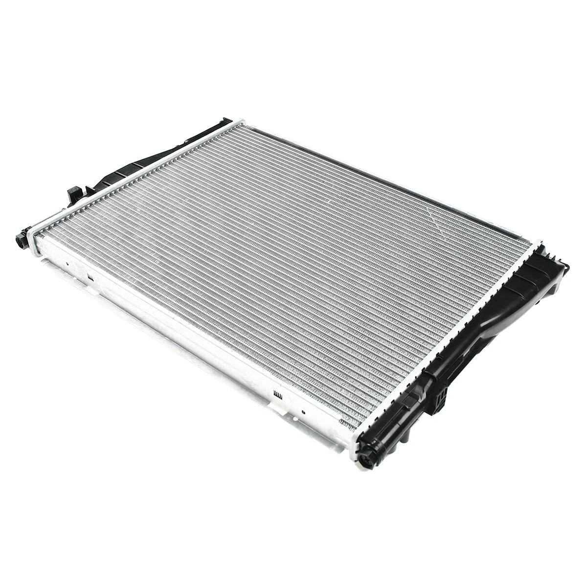 Radiator for BMW 1 Series E82 E88 128i (2008-2012) & 3 Series E90 E91 E92 E93 328i (2006)