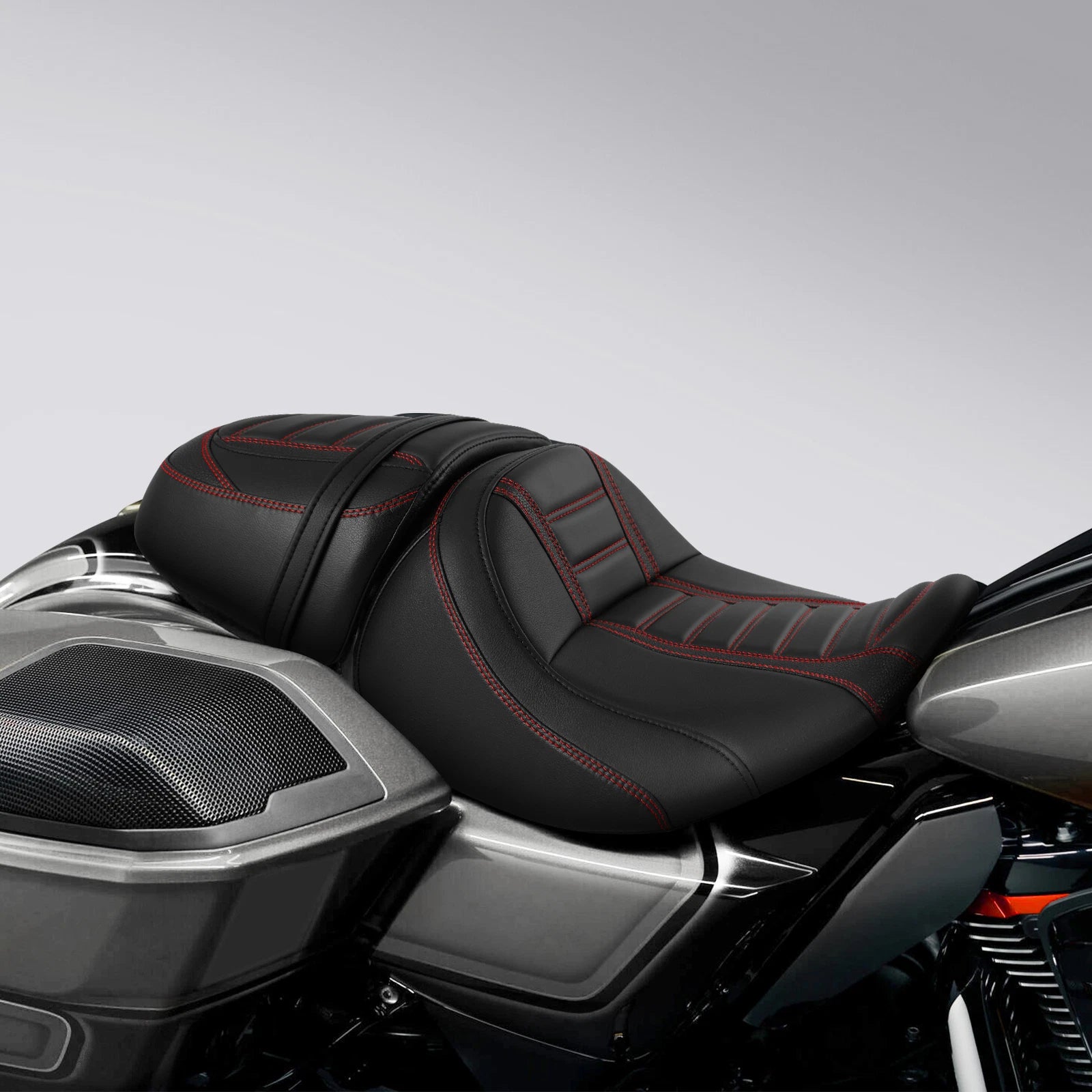 Black Red Driver & Passenger Seat for Harley CVO Street Road Glide (2023–2024)
