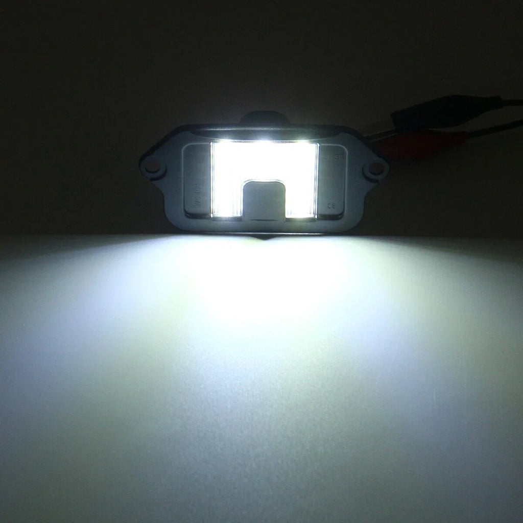 License Plate Light Lamp / 18 SMD LED for Ford Mustang (2005–2009)