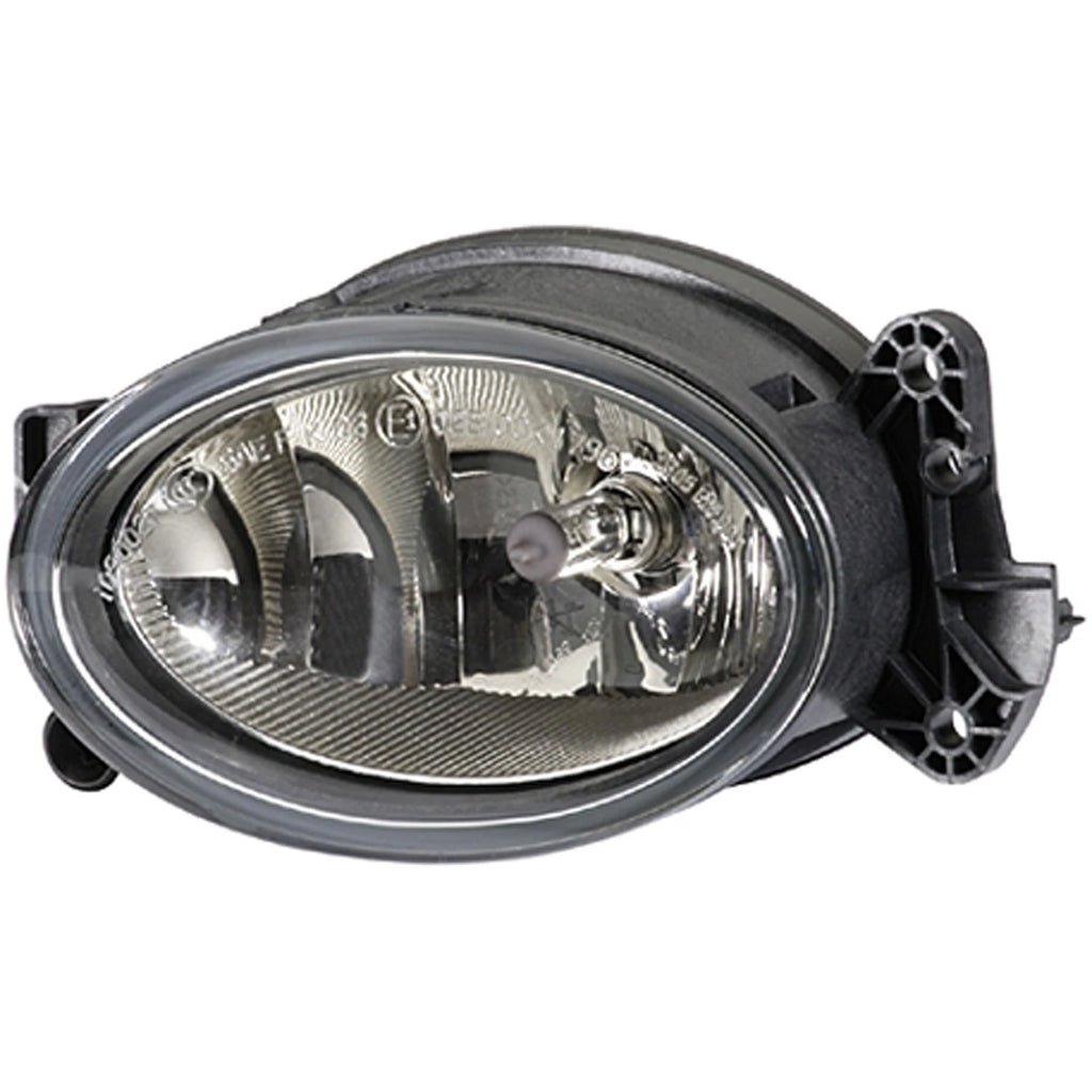 Replacement Passenger Side Oval Fog Light Assembly (See compatibility Chart)