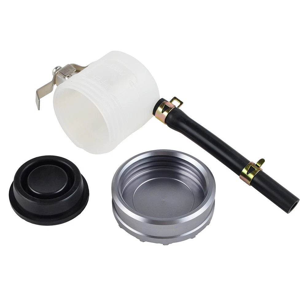 Front Brake Fluid Reservoir Tank for Triumph Speed Triple Daytona 675 Tiger 1050 (2006–2017)