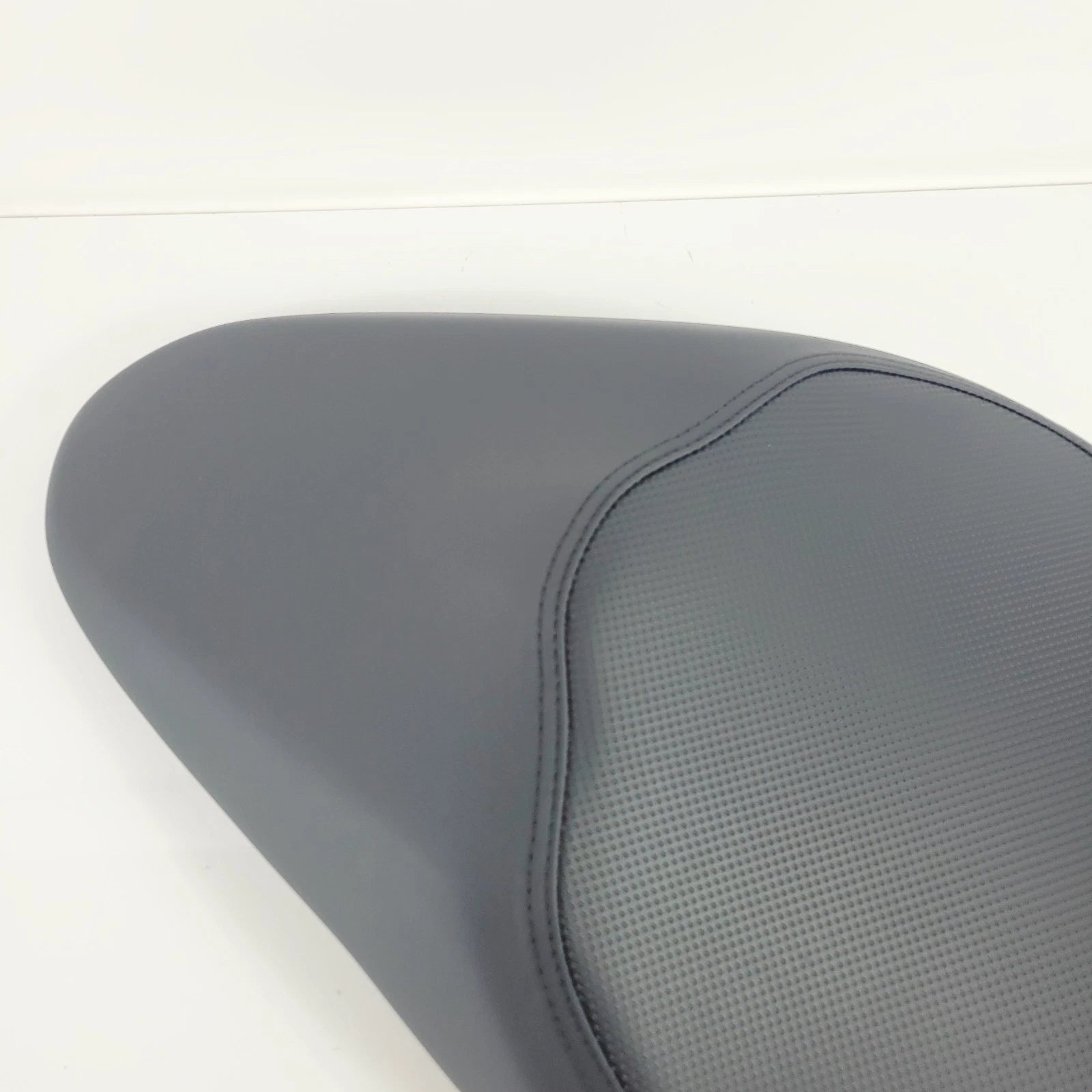 Lowered Seat for Ducati Monster 821 1200 S (2017–2021) 96880382AB