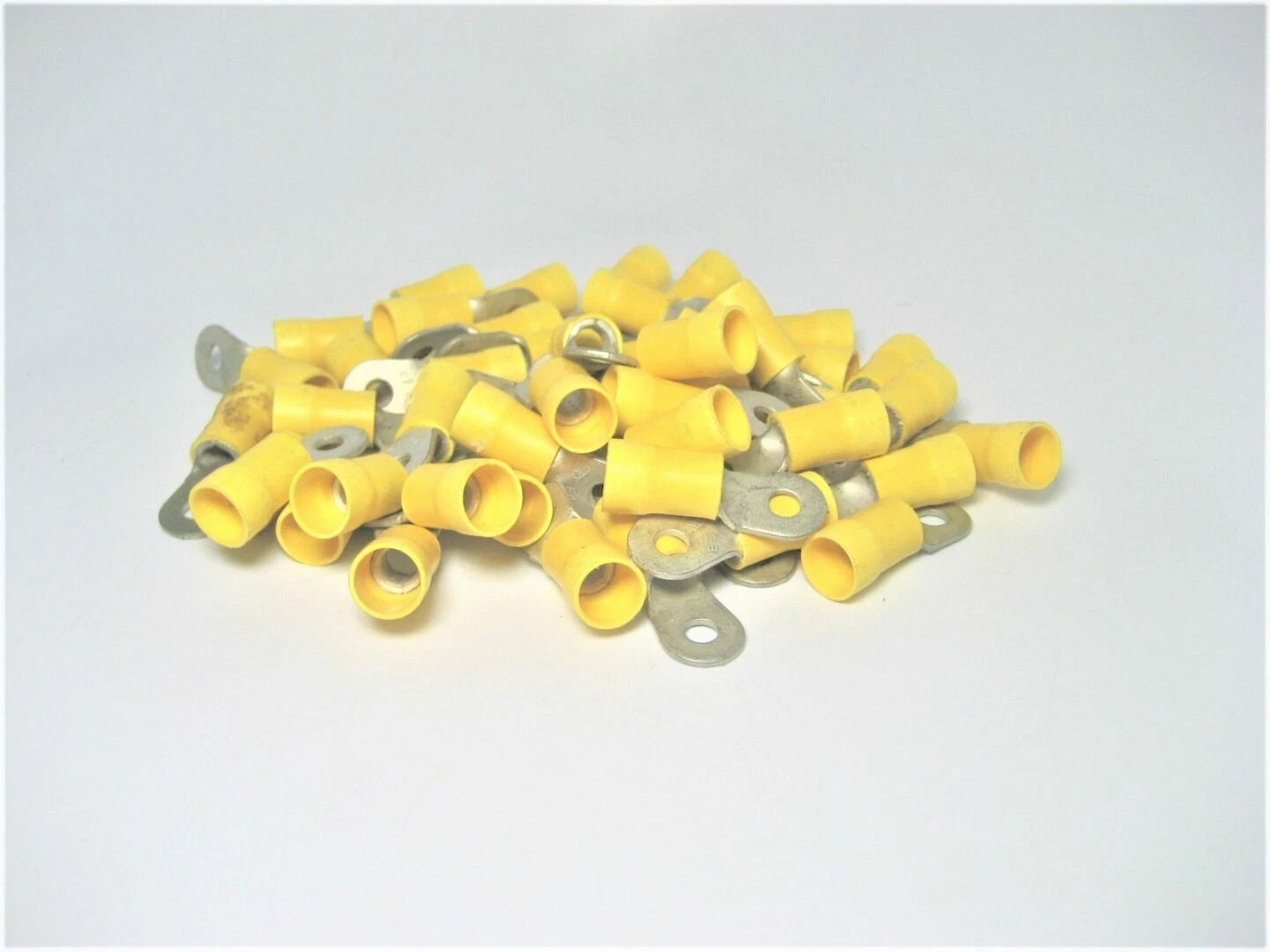 Lot of 50 16-14 AWG 1/4" Stud Vinyl Insulated Battery Post Ring Terminal