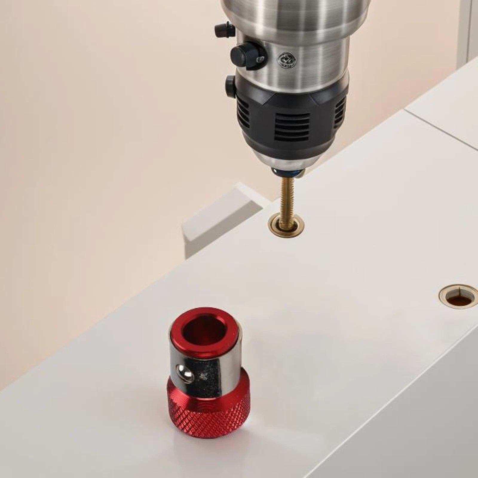 Magnetic Ring Holder for Universal Use (240mm, 7mm ID)