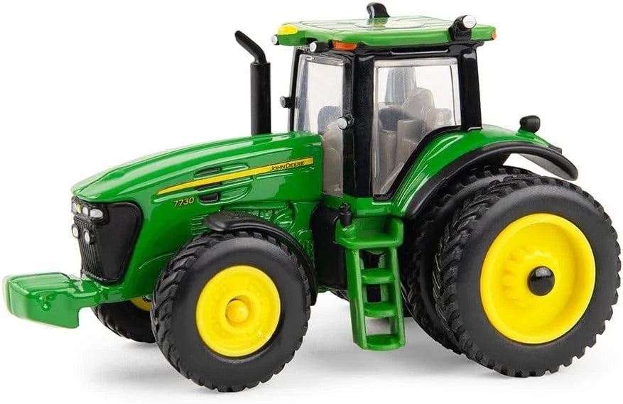 1/64 John Deere 7730 Tractor Toy with FFA Logo (LP84531, 45929)