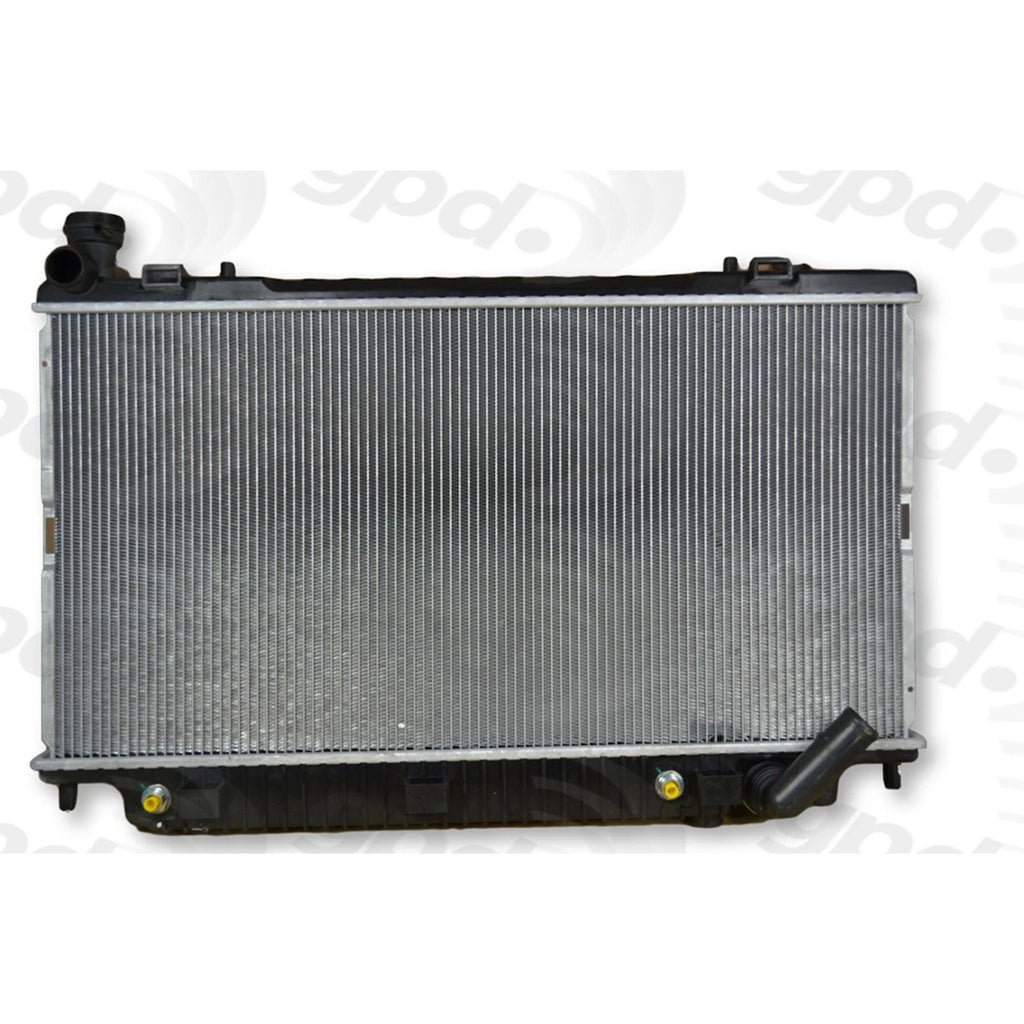 Radiator for Chevy Caprice Pontiac G8 (2008–2009)