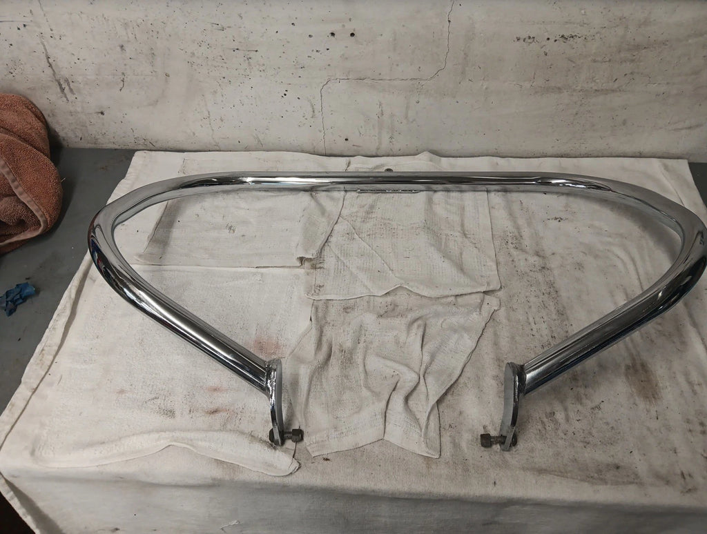 Chrome Crashbars for Harley-Davidson FLST (2000–2017)